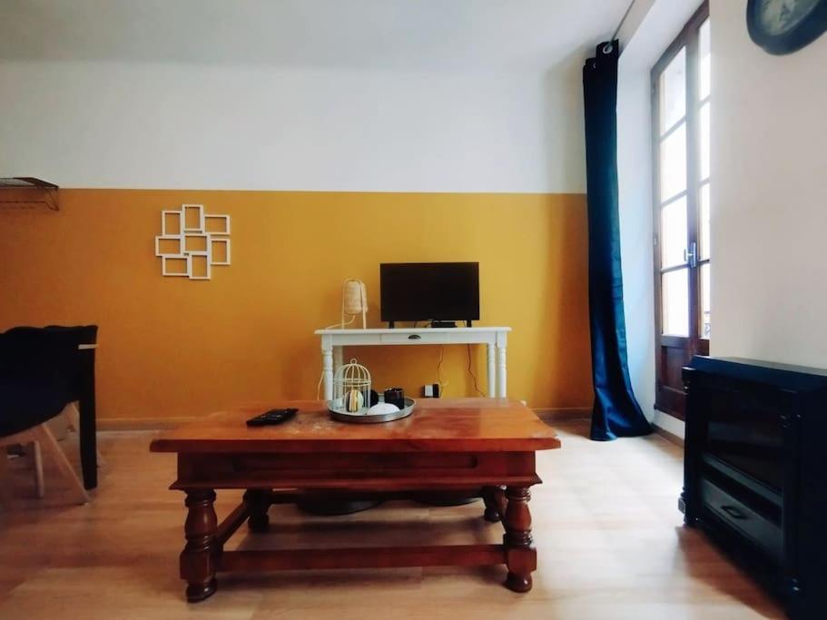 Appartement En Plein Centre. Carpentras Zewnętrze zdjęcie